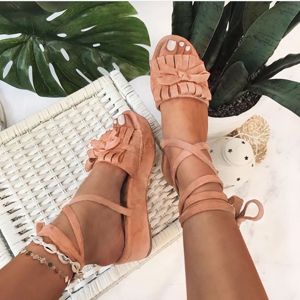 NEW‼️ Platform Strappy Sandal w/ Fringe and Tie